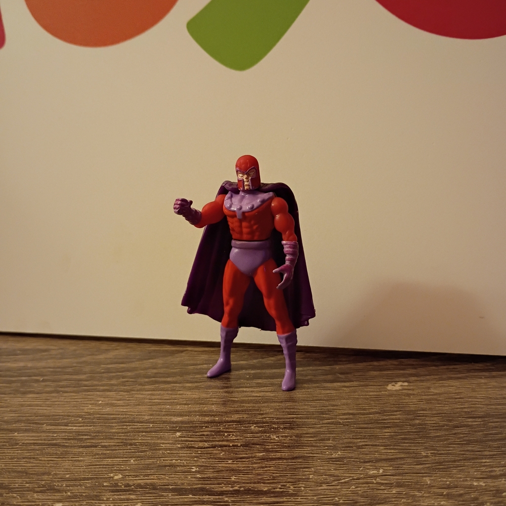 TOY BIZ MARVEL COMICS X-MEN STEEL MUTANTS MAGNETO